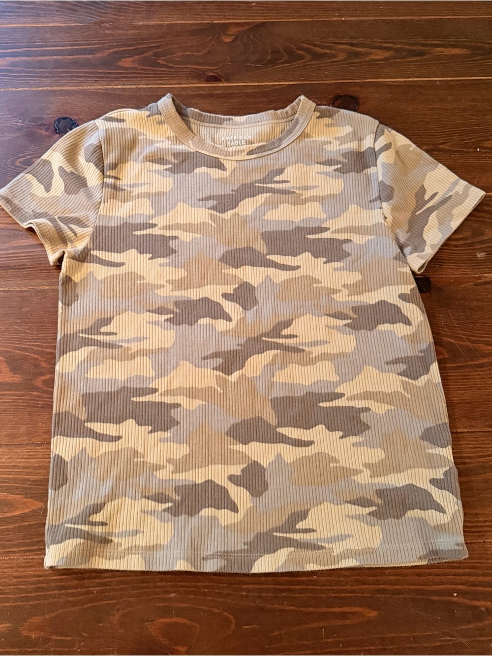 NWOT American Eagle Outfitters Ribbed Short Sleeve Camo Tee - Tan & Brown